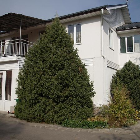 Guest House On Sadovaya Αλμάτι Εξωτερικό φωτογραφία