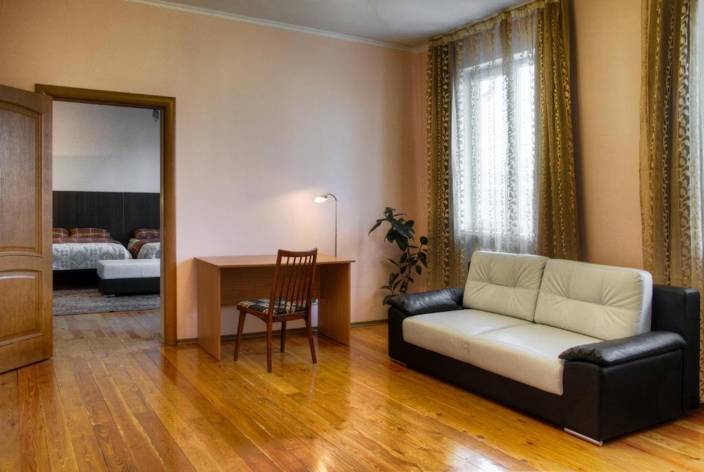 Guest House On Sadovaya Αλμάτι Δωμάτιο φωτογραφία